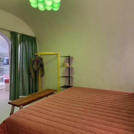 Hermes Cave House By Oias Local Cave Houses Экстерьер фото